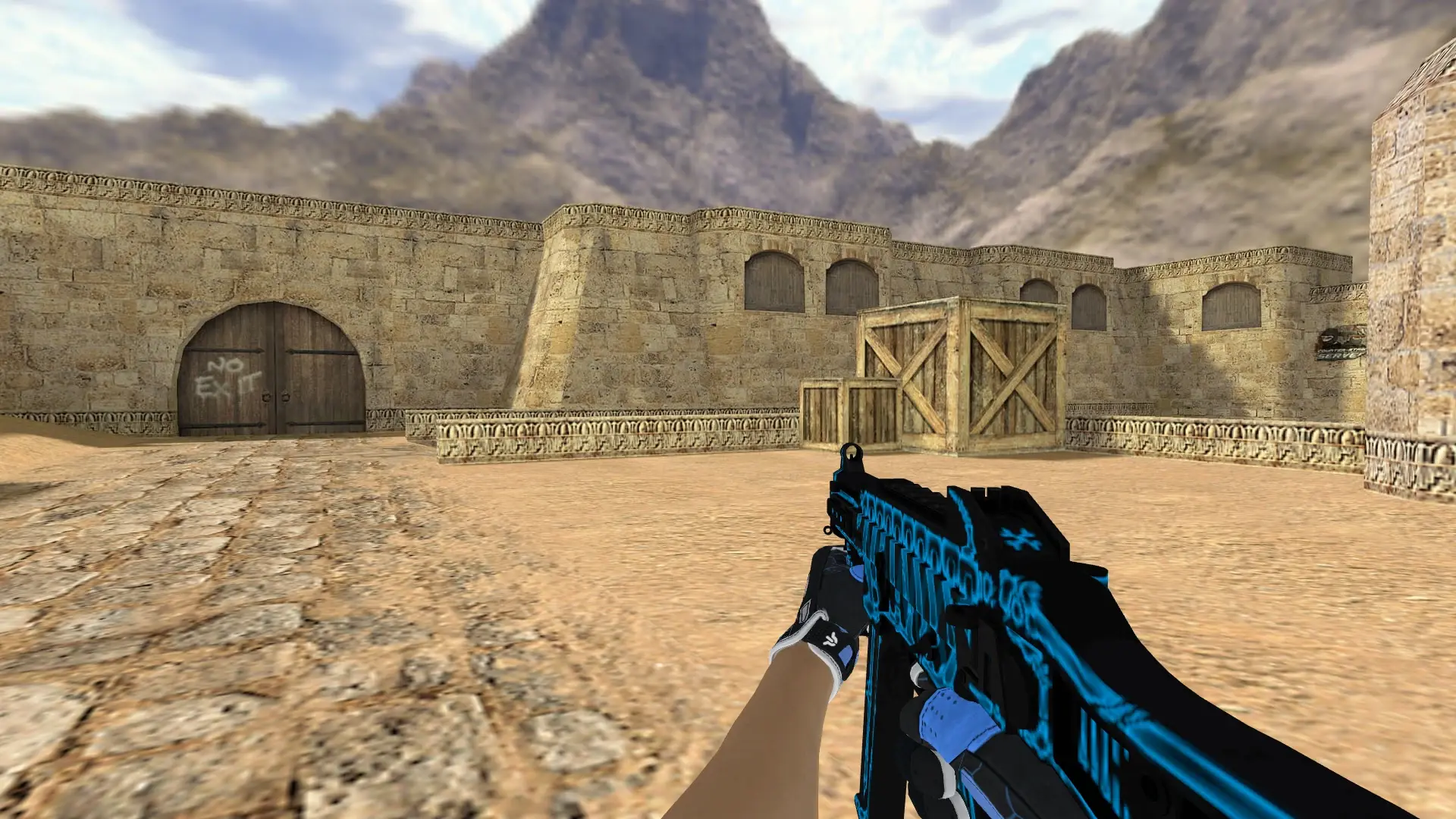 UMP-45 — Sport Gloves Superconductor Pack — de_dust2 (first person)