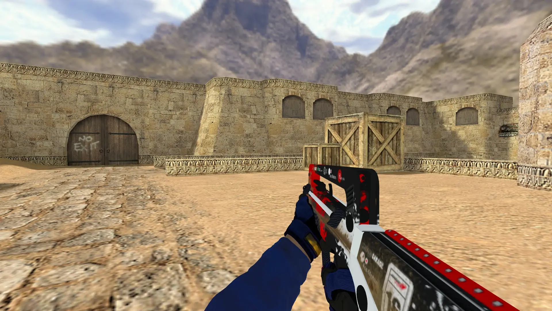 FAMAS — Specialist Gloves Fade Pack — de_dust2 (first person)