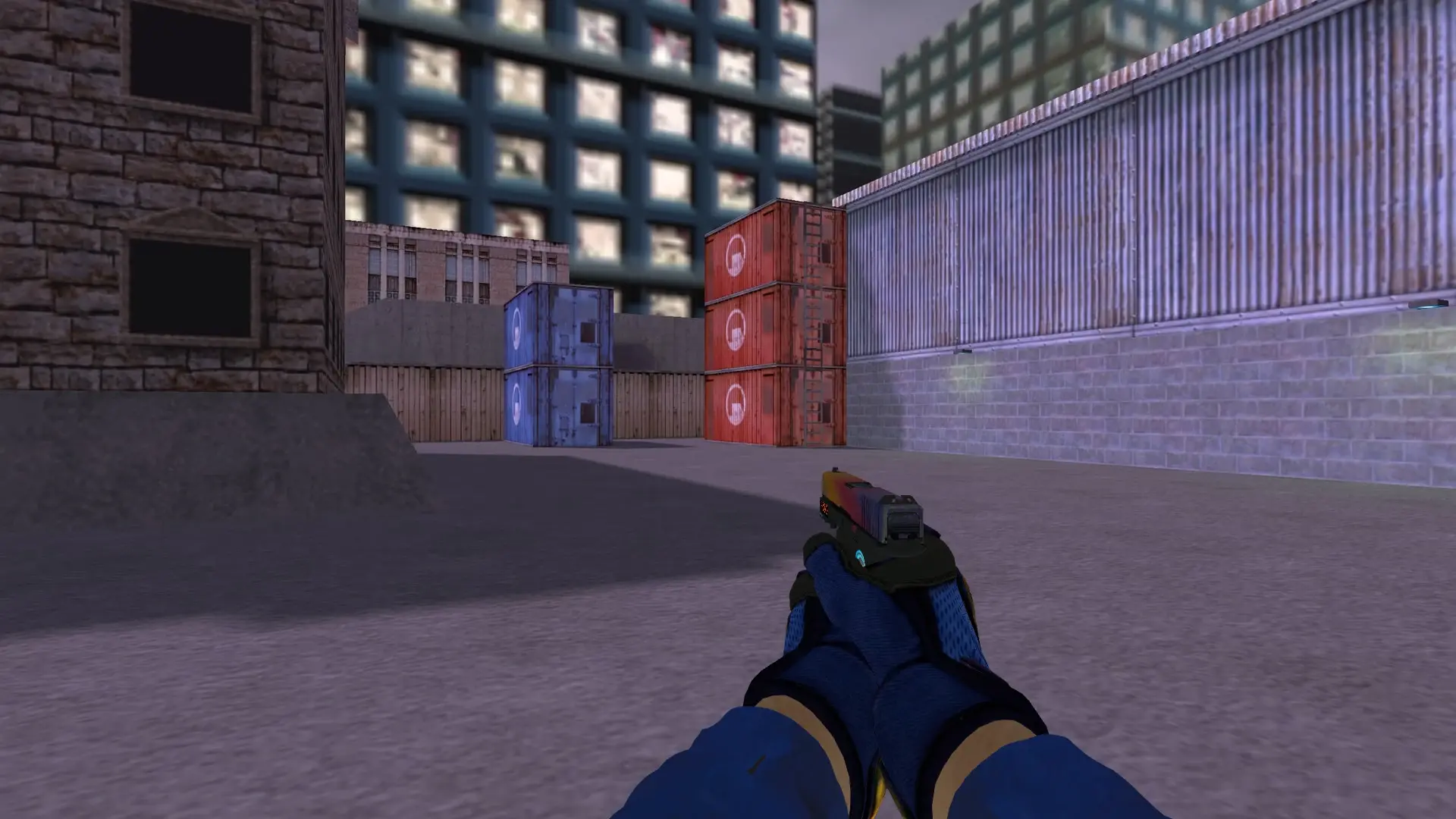 Glock-18 — Specialist Gloves Fade Pack — cs_assault (first person)