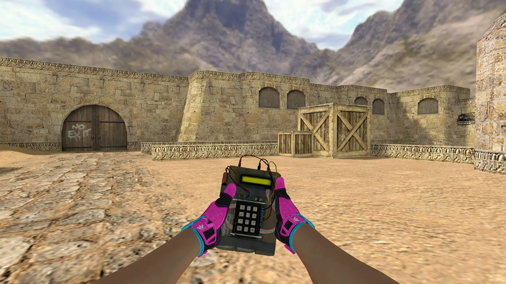 C4 — Sport Gloves Vice Weapon Pack — de_dust2 (first person)