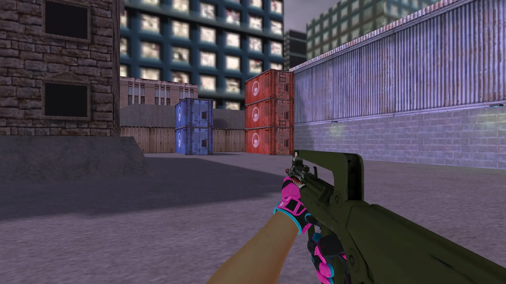 FAMAS — Sport Gloves Vice Weapon Pack — cs_assault (first person)