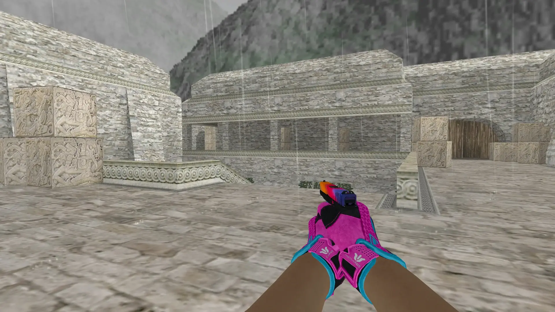 Glock-18 — Sport Gloves Vice Weapon Pack — de_aztec (first person)