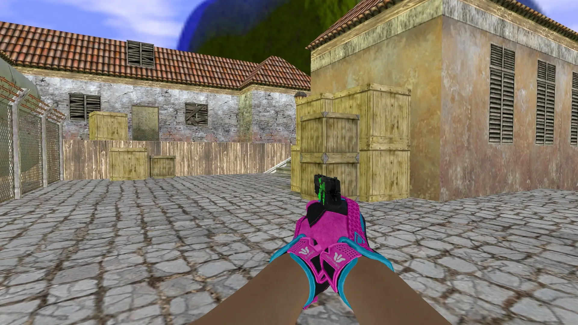 P250 Nuclear Threat — Sport Gloves Vice Weapon Pack — de_inferno (first person)