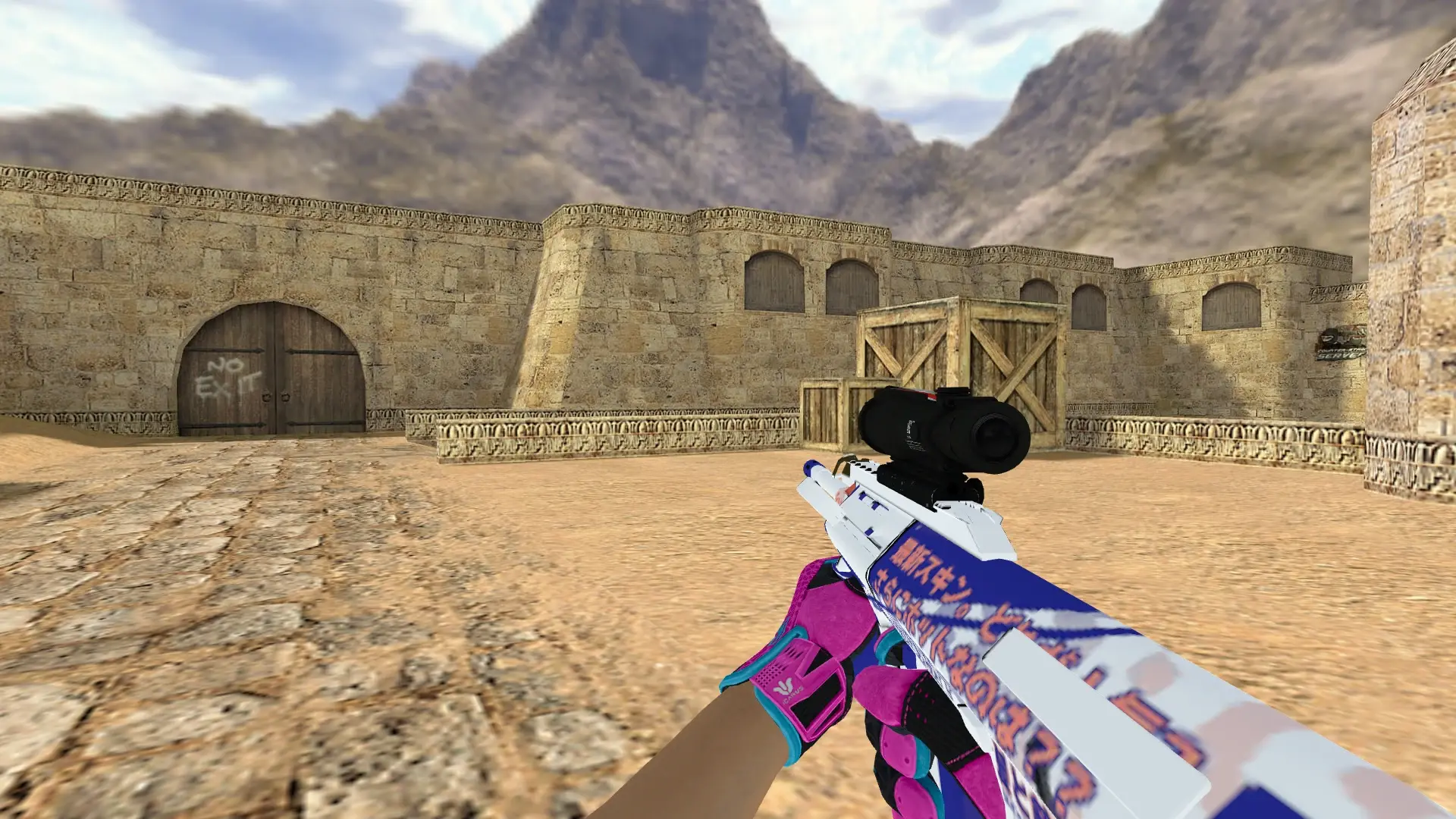 AUG — Sports Gloves Vice Pack — de_dust2 (first person)
