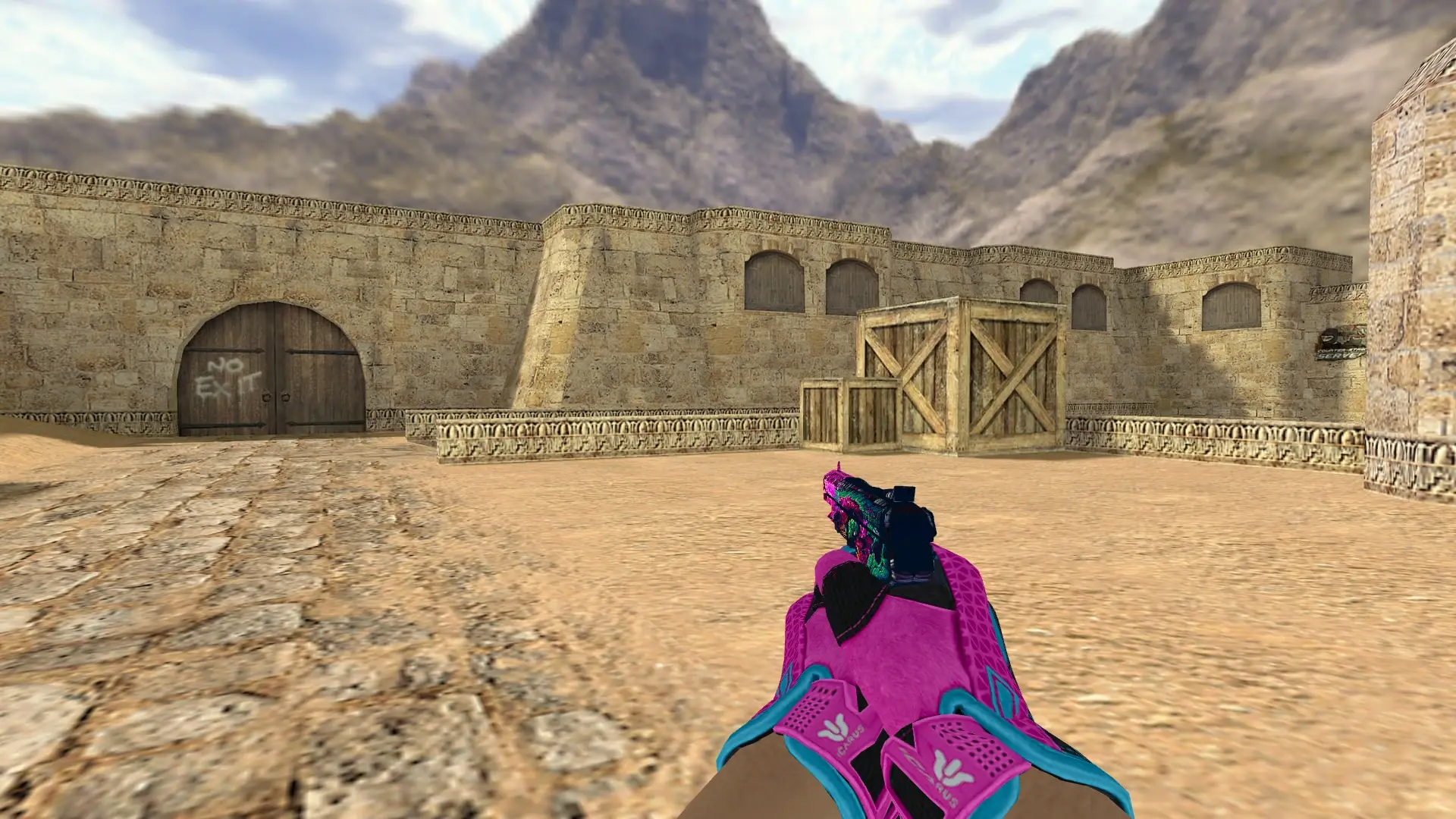 Five-SeveN — Sports Gloves Vice Pack — de_dust2 (first person)