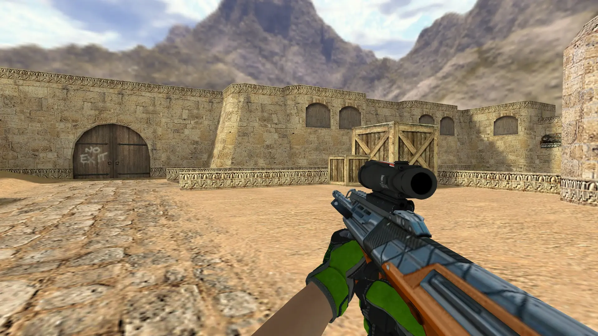 AUG — Specialist Gloves Emerald Web Pack — de_dust2 (first person)