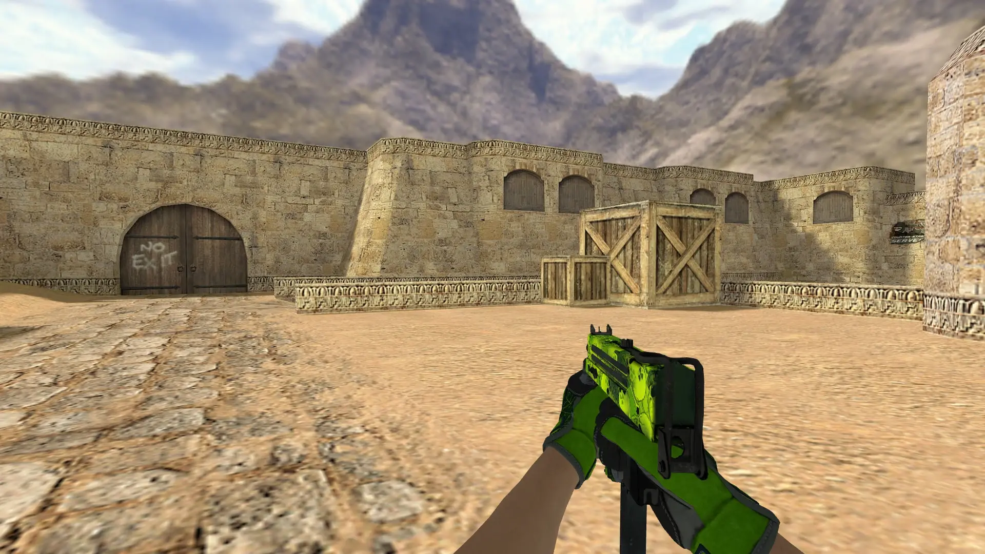 MAC-10 — Specialist Gloves Emerald Web Pack — de_dust2 (first person)