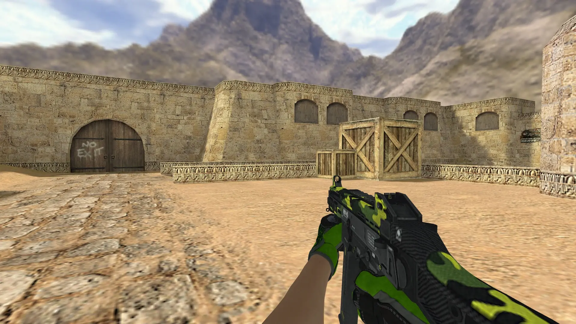 UMP-45 — Specialist Gloves Emerald Web Pack — de_dust2 (first person)