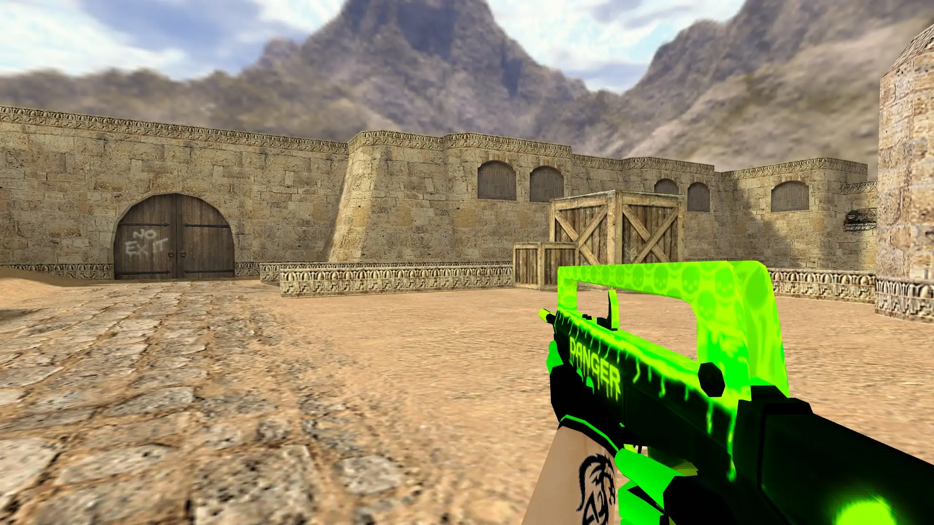 FAMAS — Toxicator Weapon Pack — de_dust2 (first person)