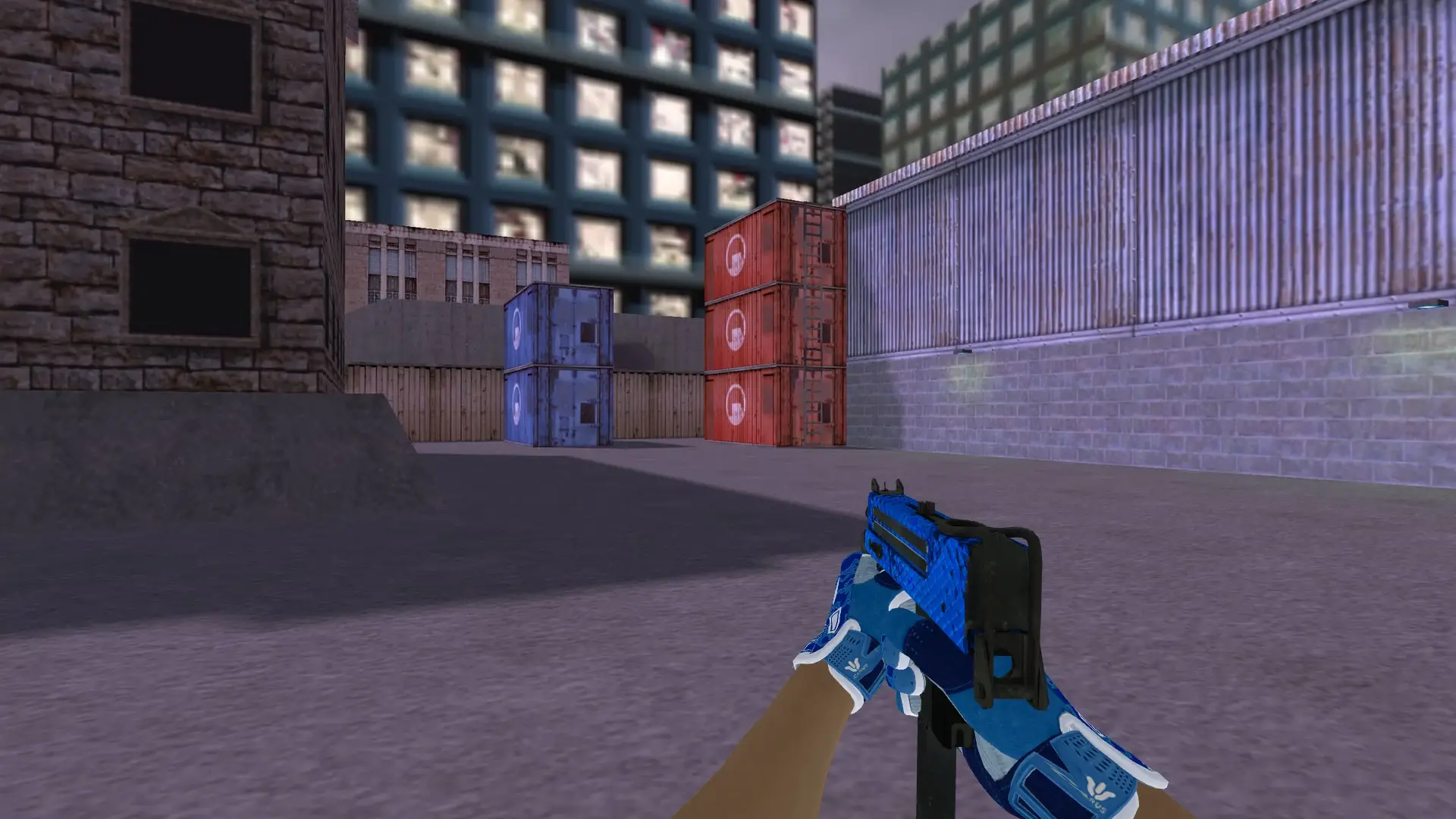 MAC-10 — Sport Amphibious Pack — cs_assault (first person)