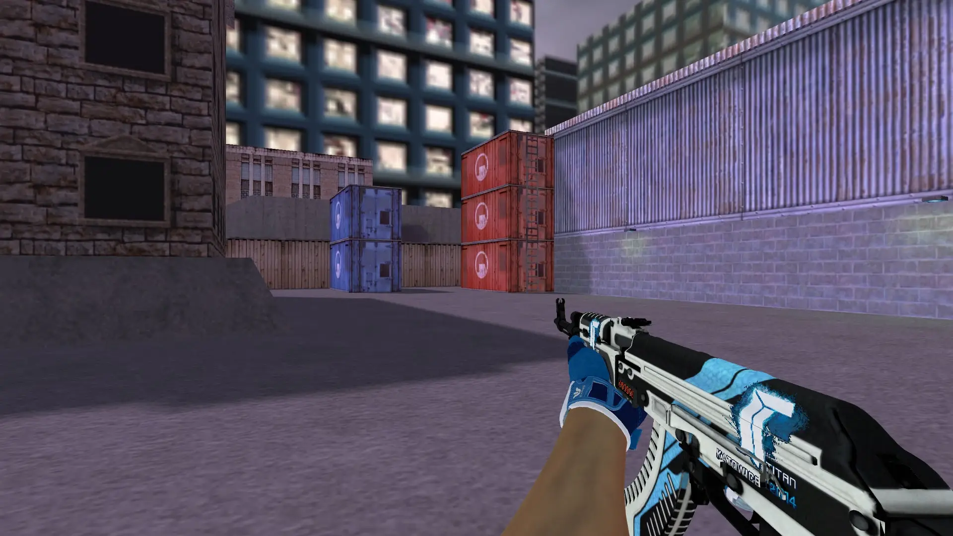 AK-47 — Sport Gloves Amphibious Pack — cs_assault (first person)