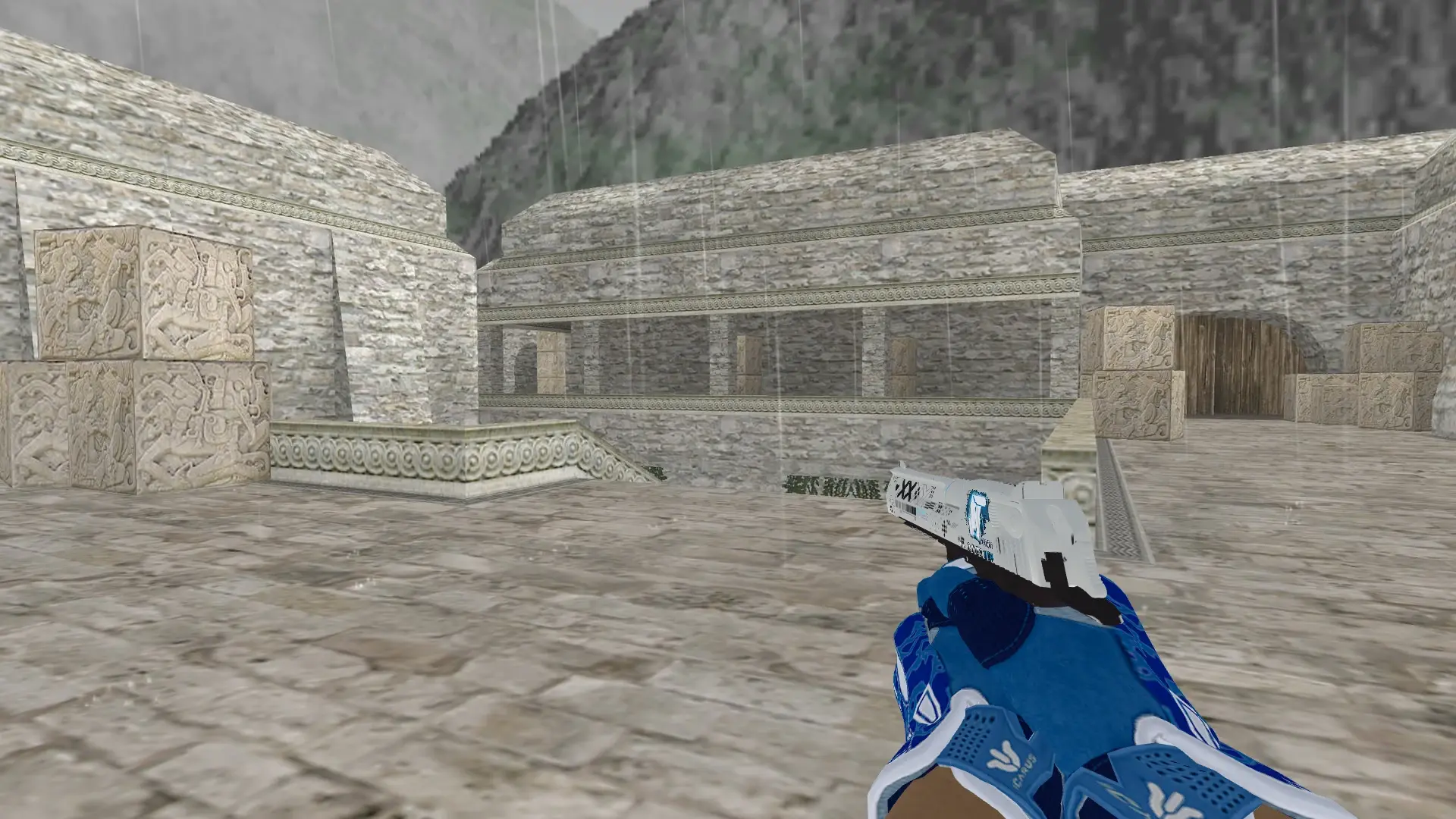 Desert Eagle — Sport Gloves Amphibious Pack — de_aztec (first person)