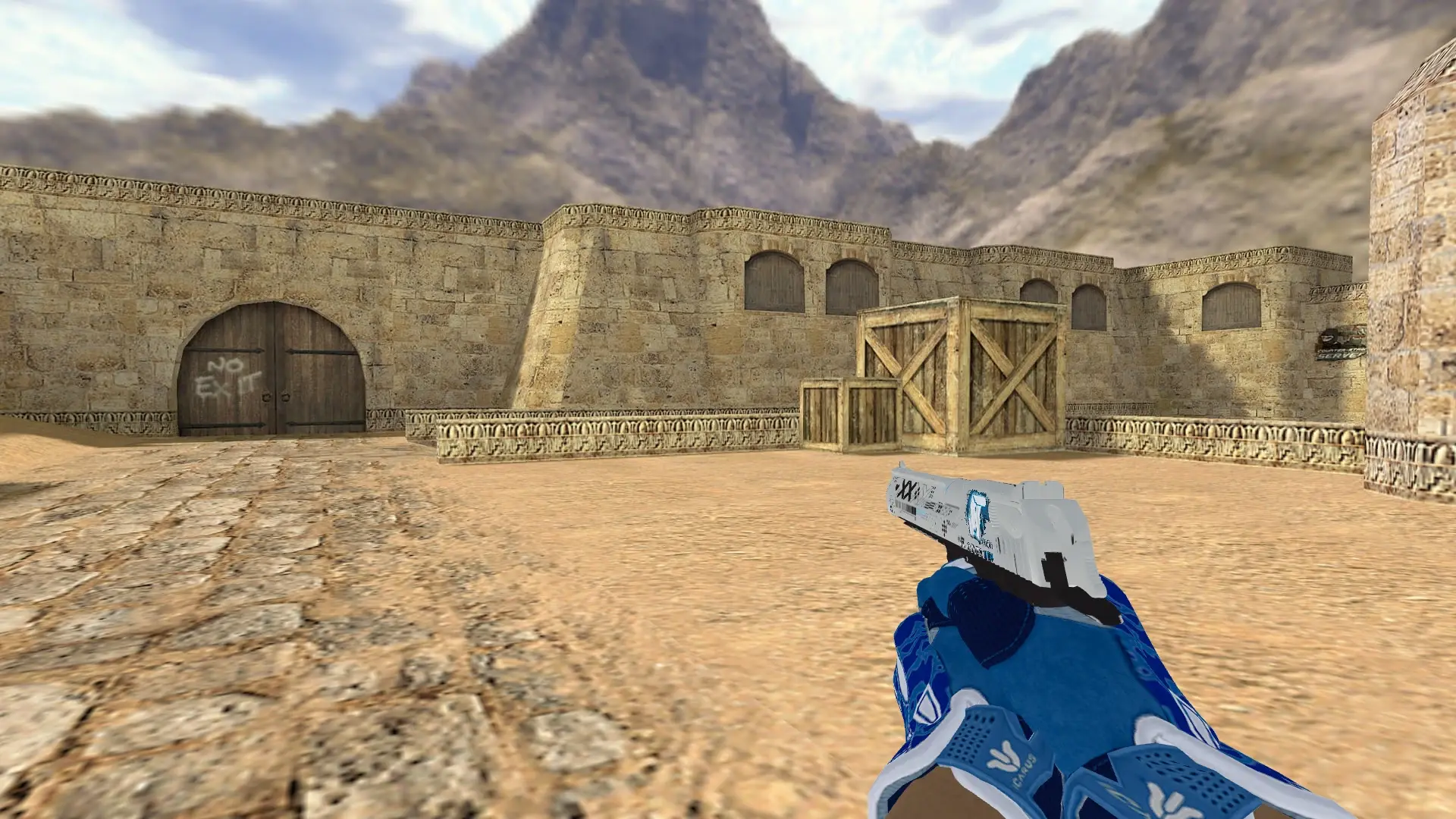Desert Eagle — Sport Gloves Amphibious Pack — de_dust2 (first person)