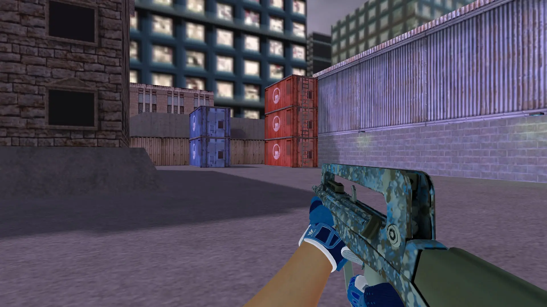 FAMAS — Sport Gloves Amphibious Pack — cs_assault (first person)