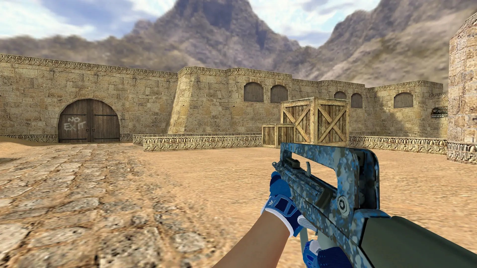 FAMAS — Sport Gloves Amphibious Pack — de_dust2 (first person)