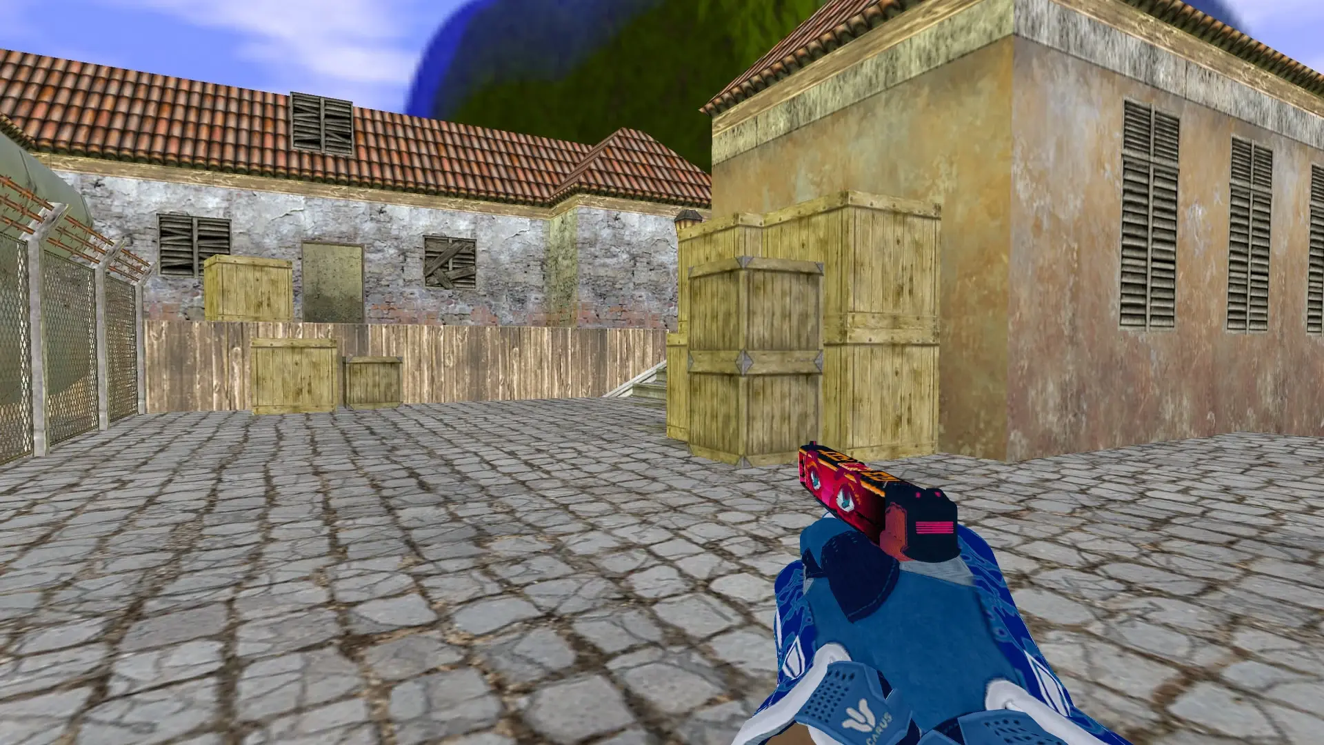 Glock-18 — Sport Gloves Amphibious Pack — de_inferno (first person)