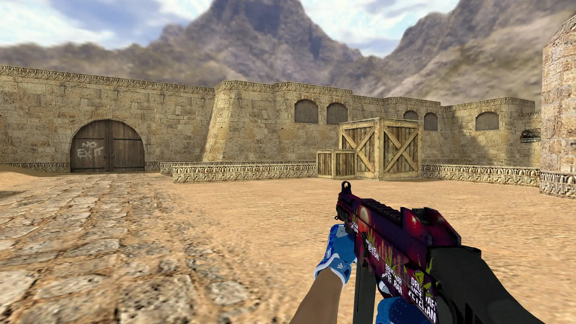 UMP-45 — Sport Gloves Amphibious Pack — de_dust2 (first person)