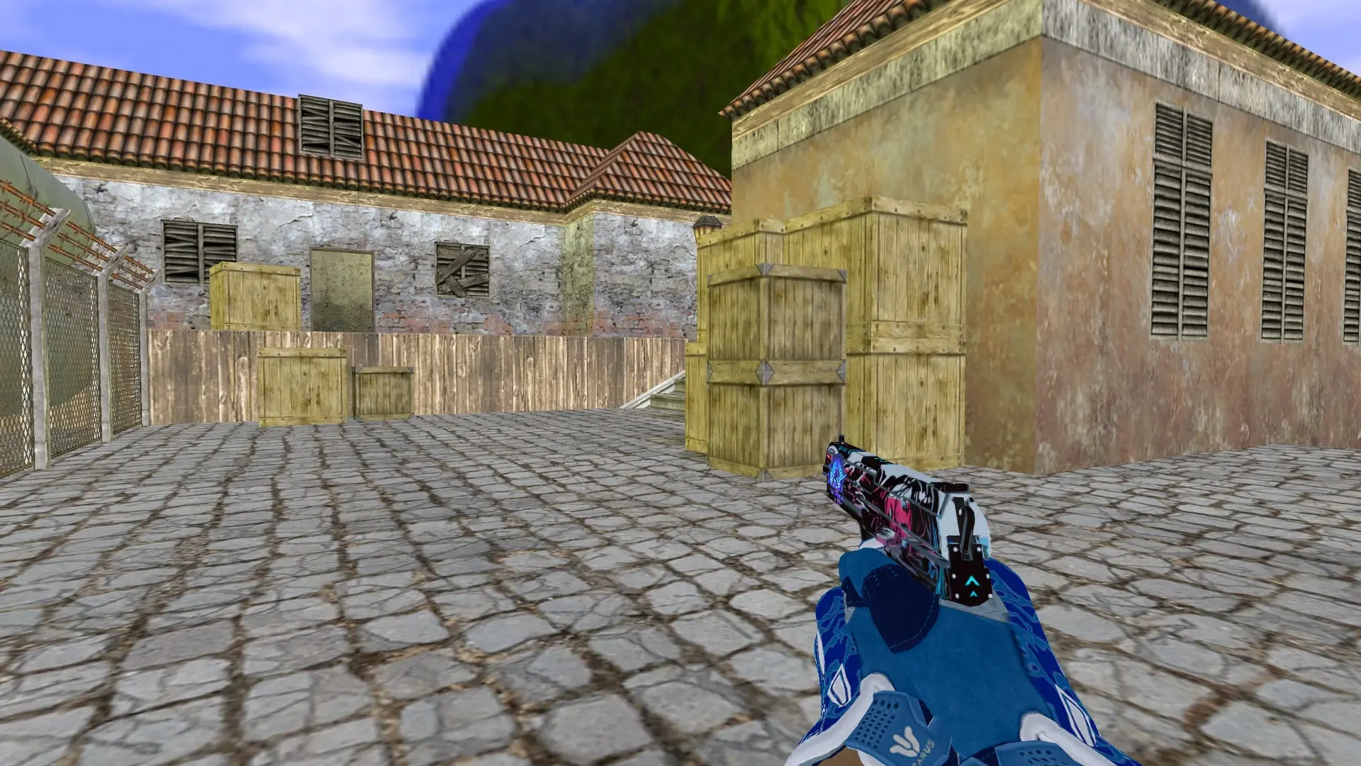USP — Sport Gloves Amphibious Pack — de_inferno (first person)