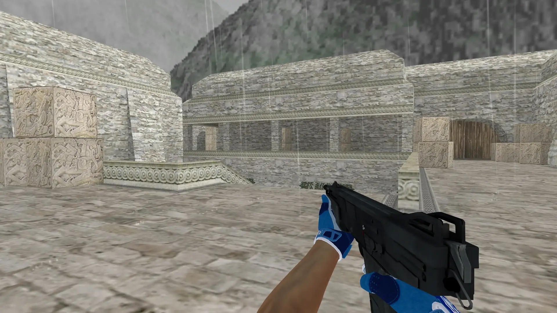 XM1014 — Sport Gloves Amphibious Pack — de_aztec (first person)