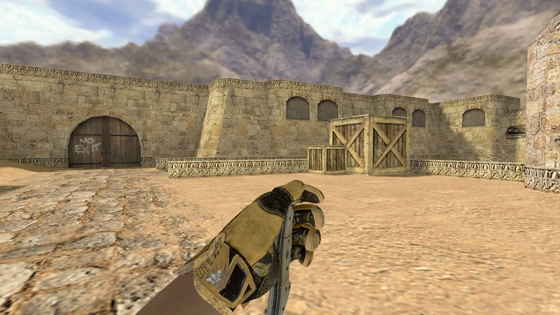 Talon Marble Fade — Sport Gloves Arid Pack — de_dust2 (first person)