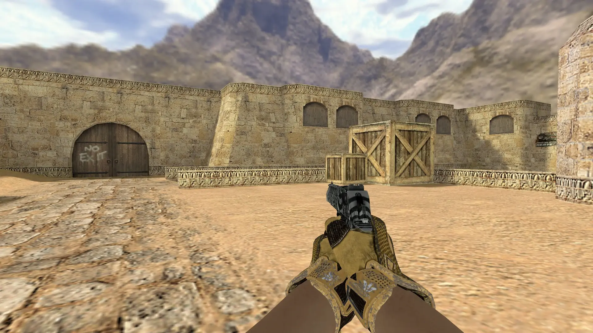 Desert Eagle — Sport Gloves Arid Pack — de_dust2 (first person)