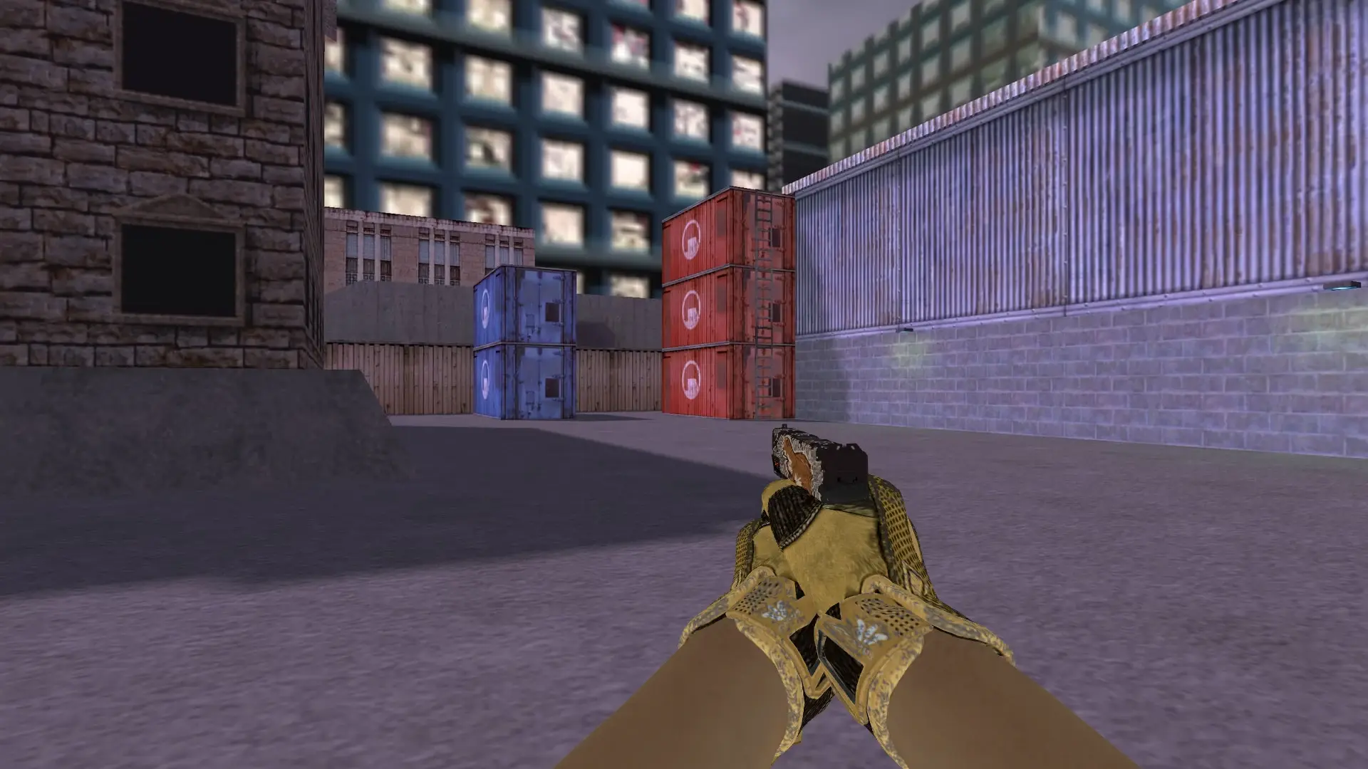 Glock-18 — Sport Gloves Arid Pack — cs_assault (first person)