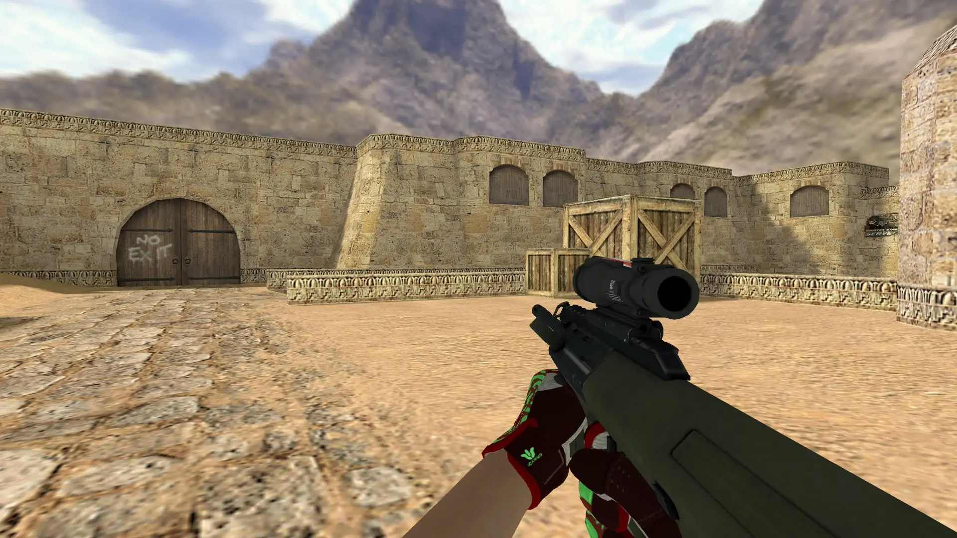AUG — Sport Gloves Bronze Morph Pack — de_dust2 (first person)