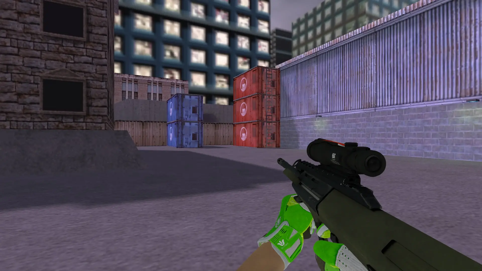 AUG — Hedge Maze and Fracture Case Pack — cs_assault (first person)