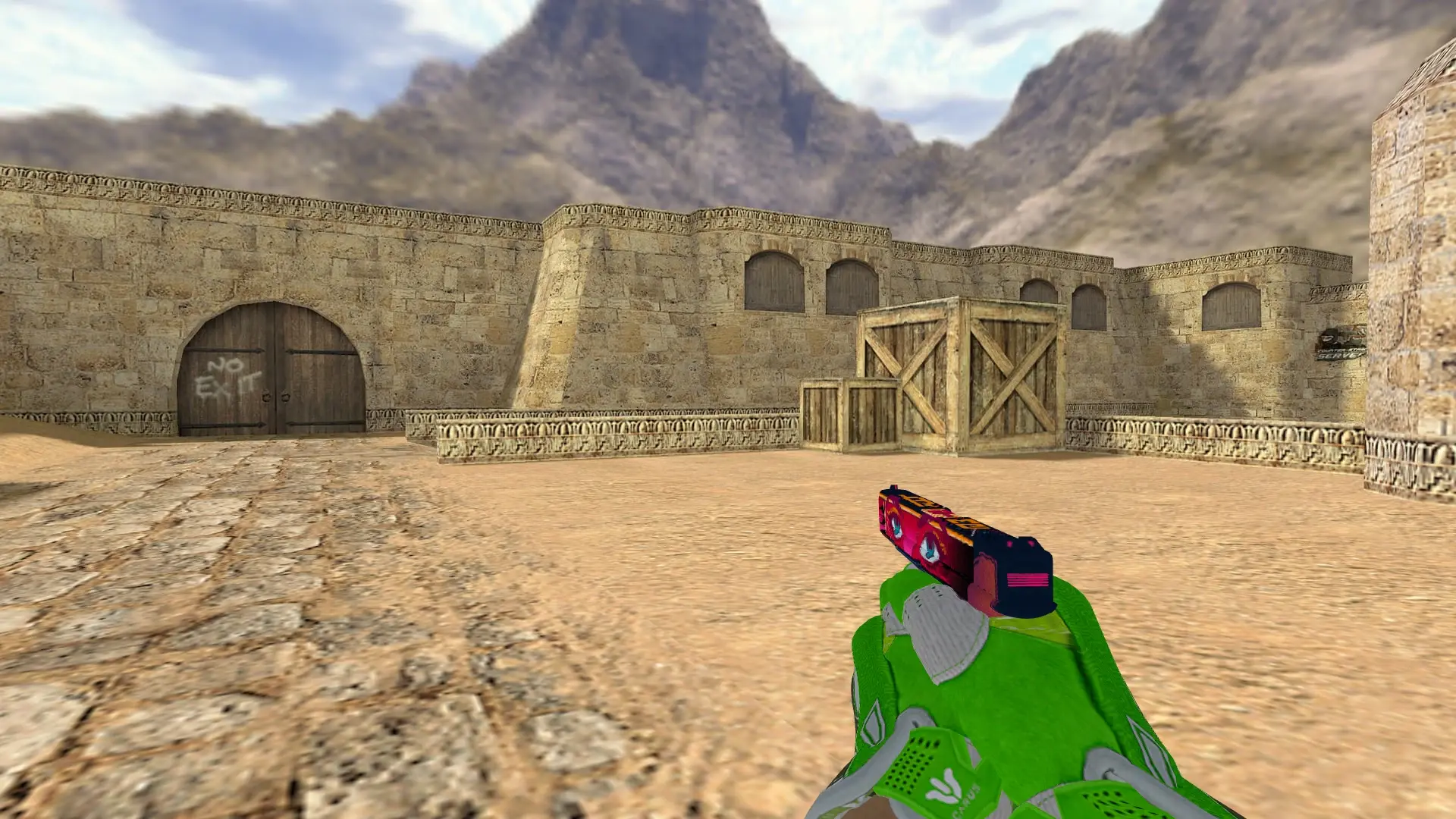 Glock-18 — Hedge Maze and Fracture Case Pack — de_dust2 (first person)