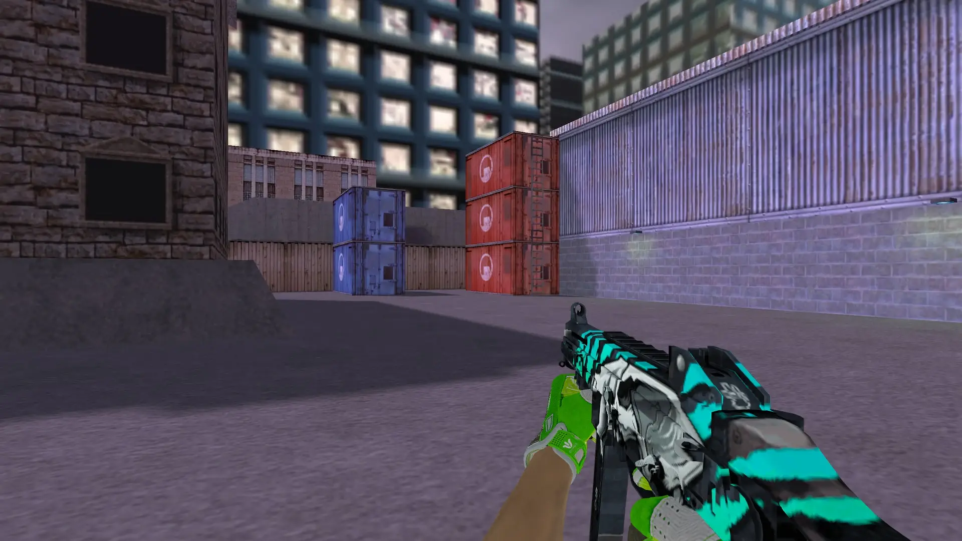 UMP-45 — Hedge Maze and Fracture Case Pack — cs_assault (first person)