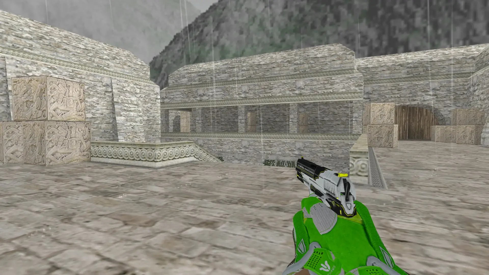 USP — Hedge Maze and Fracture Case Pack — de_aztec (first person)