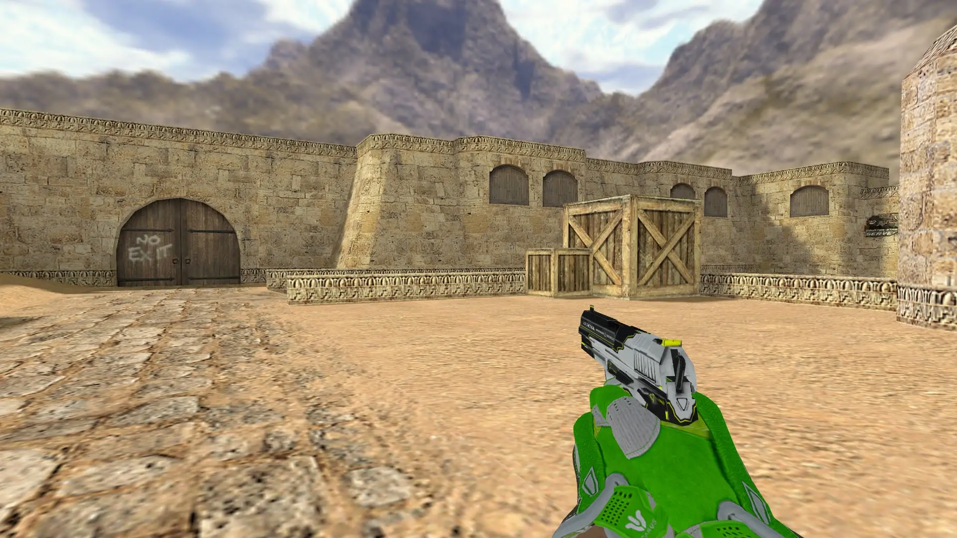 USP — Hedge Maze and Fracture Case Pack — de_dust2 (first person)