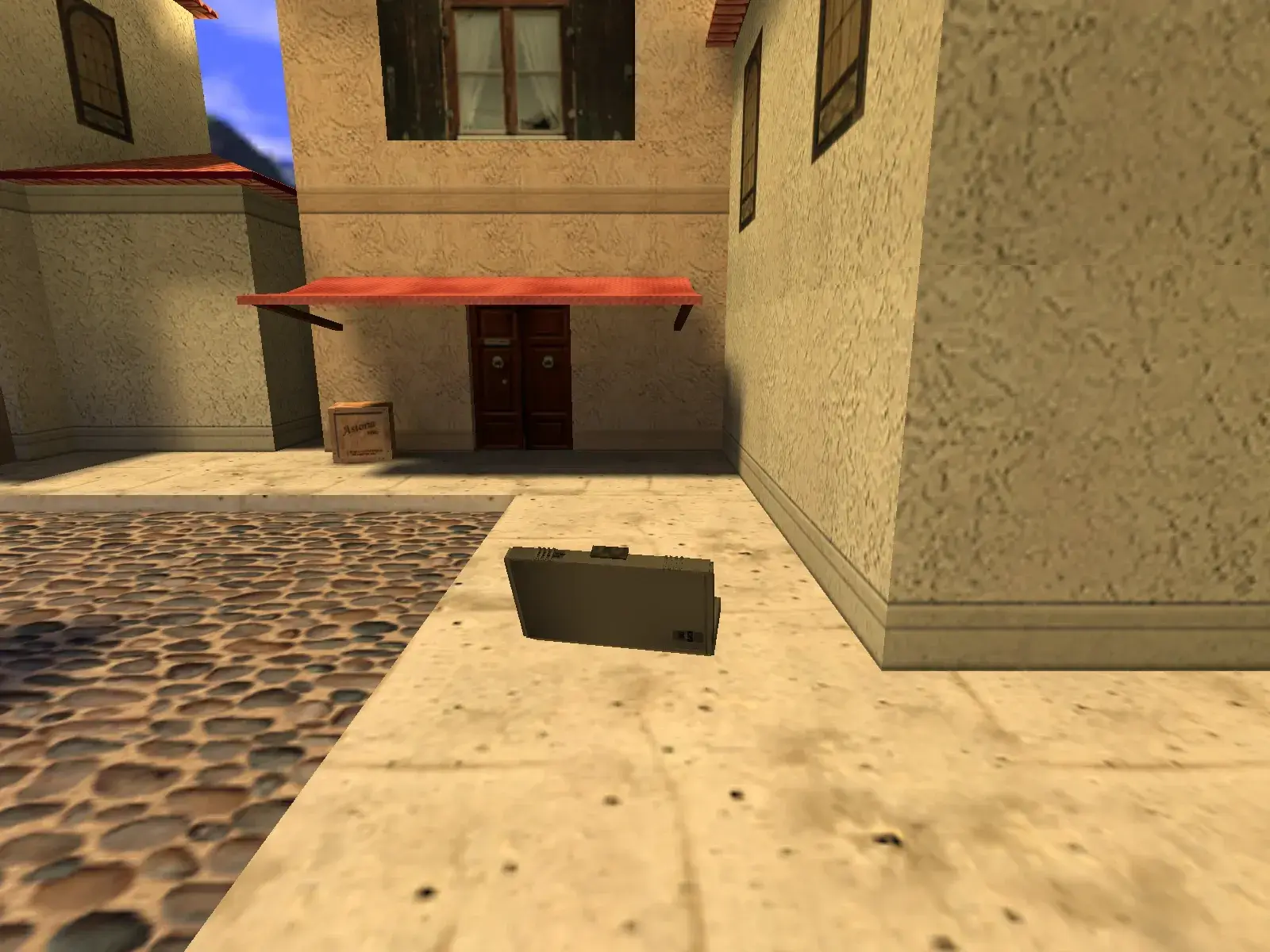 Weapon Case — cs_italy, the market street from the other side